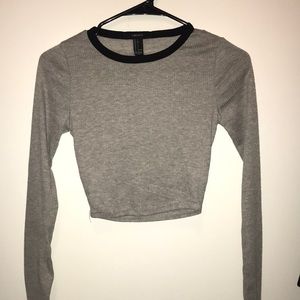 Grey long sleeve crop top